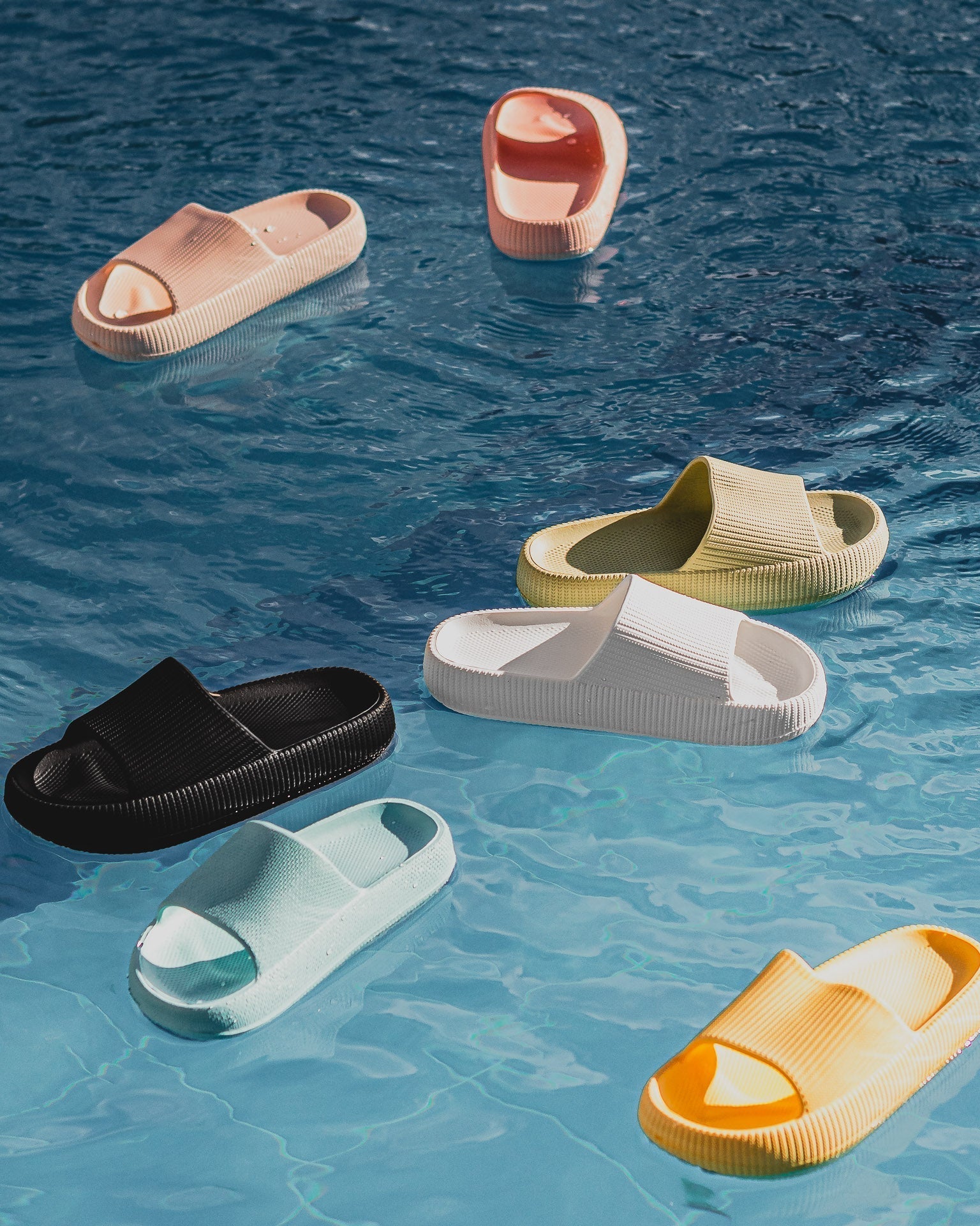 gid://shopify/MediaImage/24532715372638